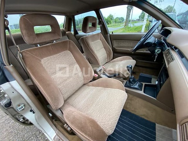 Toyota - camry (1987) - afbeelding 6 van  31