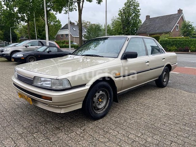Toyota - camry (1987) - afbeelding 1 van  31