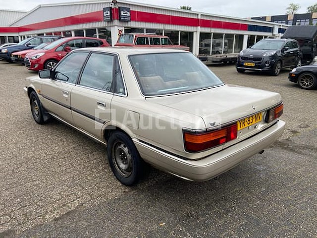 Toyota - camry (1987) - afbeelding 12 van  31