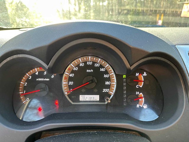 Toyota - hilux - d4-d amazonia - afbeelding 20 van  38