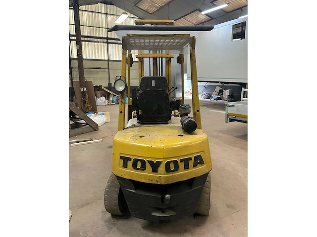 Toyota 02-2fd25 vorkheftruck - afbeelding 13 van  18