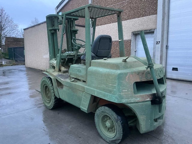 Toyota 02-3fd40 vorkheftruck - afbeelding 12 van  17