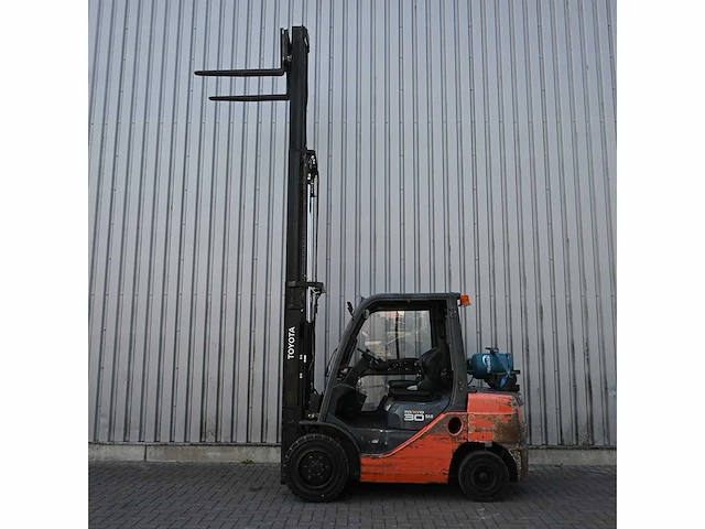 Toyota 02-8fgf30 lpg vorkheftruck - afbeelding 11 van  15