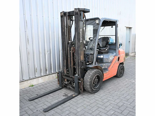 Toyota 02-8fgf30 lpg vorkheftruck - afbeelding 8 van  15