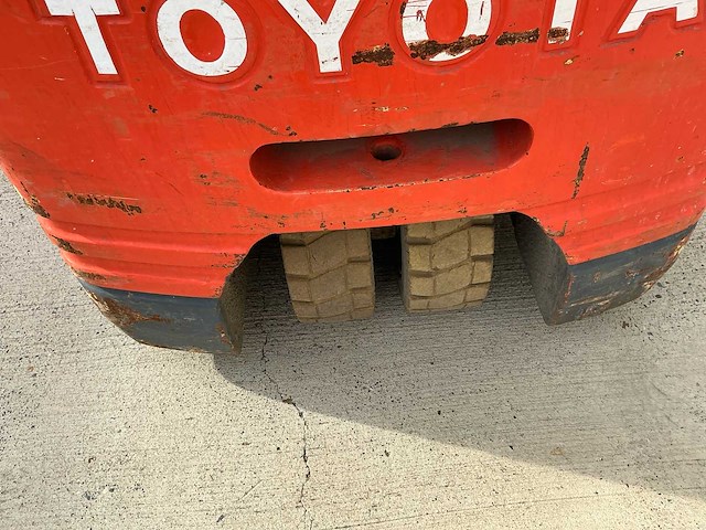 Toyota 5fbe 18 vorkheftruck - afbeelding 2 van  14