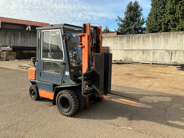 Toyota 5fdf 25 vorkheftruck - afbeelding 12 van  14