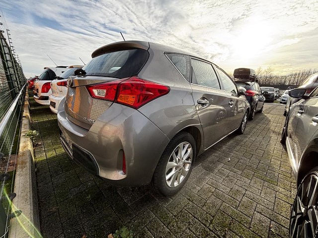 Toyota auris-1 life, 2014 - afbeelding 24 van  29