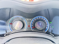 Toyota auris hev 1 8i hsd premium cvt 99 at, 2011 - afbeelding 6 van  33