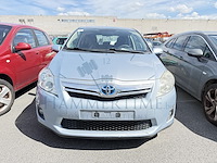Toyota auris hev 1 8i hsd premium cvt 99 at, 2011 - afbeelding 12 van  33