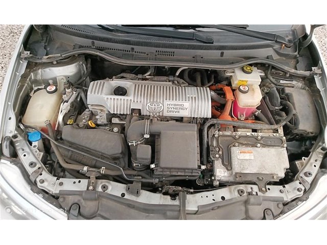 Toyota auris sw hev 1.8i hsd active e-cvt (eu6.2), 2018 - afbeelding 2 van  28