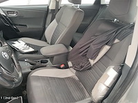 Toyota auris sw hev 1.8i hsd active e-cvt (eu6.2), 2018 - afbeelding 3 van  28