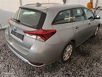 Toyota auris sw hev 1.8i hsd active e-cvt (eu6.2), 2018 - afbeelding 23 van  28