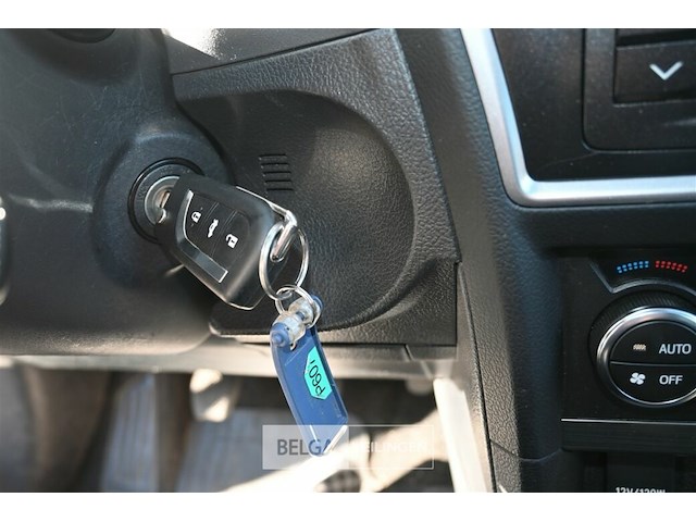 Toyota auris - afbeelding 8 van  23