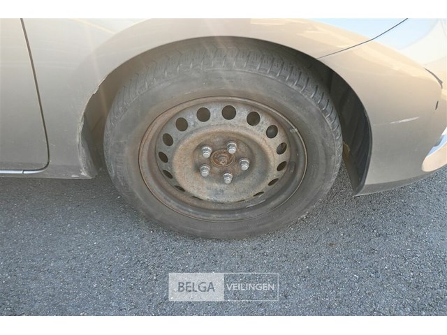 Toyota auris - afbeelding 15 van  23