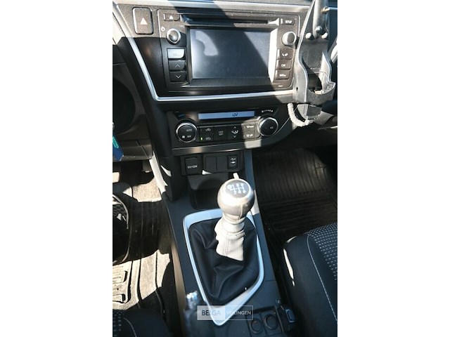 Toyota auris - afbeelding 20 van  23
