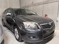 Toyota avensis - afbeelding 20 van  26
