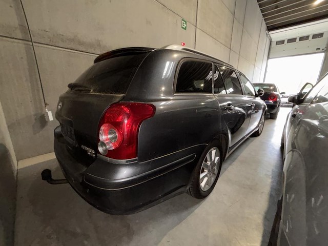 Toyota avensis - afbeelding 21 van  26