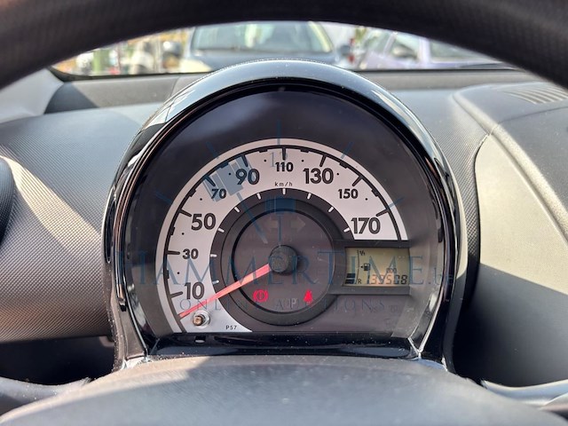 Toyota aygo 1.0i tobasco, 2012 - afbeelding 24 van  25