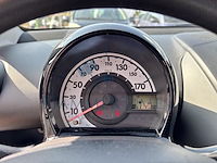 Toyota aygo 1.0i tobasco, 2012 - afbeelding 24 van  25