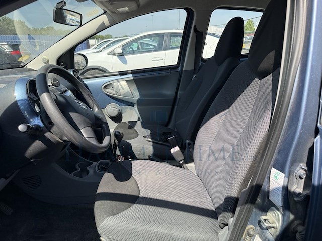 Toyota aygo 1.0i vvt-i, 2008 - afbeelding 28 van  28