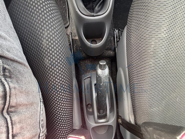 Toyota aygo 1.0i vvt-i, 2010 - afbeelding 10 van  39