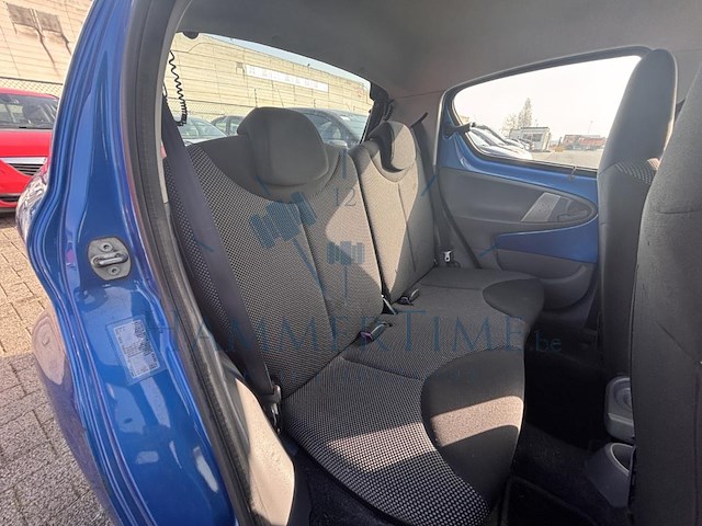 Toyota aygo 1.0i vvt-i, 2010 - afbeelding 18 van  39