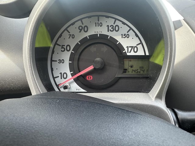 Toyota aygo 1.0i vvt-i 68, 2006 - afbeelding 3 van  30