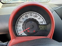 Toyota aygo 1.0i vvt-i car dance, 2010 - afbeelding 5 van  25