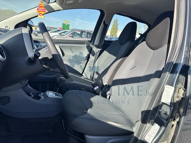 Toyota aygo 1.0i vvt-i plus mmt 68 at, 2006 - afbeelding 2 van  35