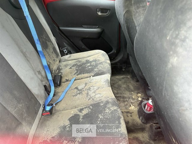 Toyota aygo, enkel voor vergunninghouders en erkende centra voor verschrotting - afbeelding 7 van  12