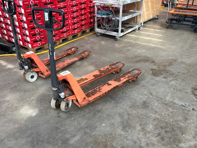 Toyota bt lifter hand hydraulische palletwagen - afbeelding 1 van  5