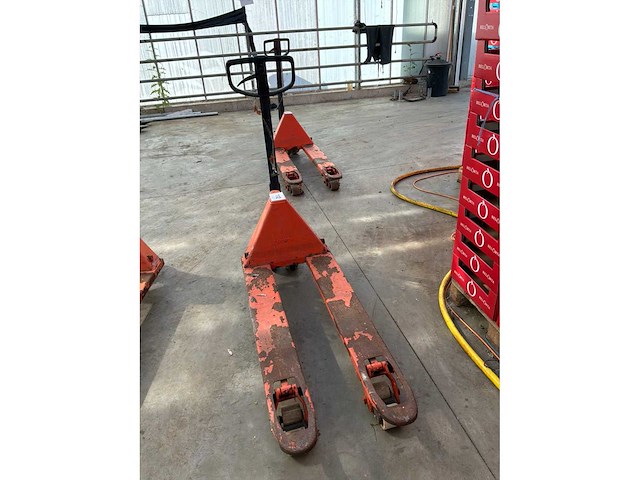 Toyota bt lifter hand hydraulische palletwagen - afbeelding 2 van  4