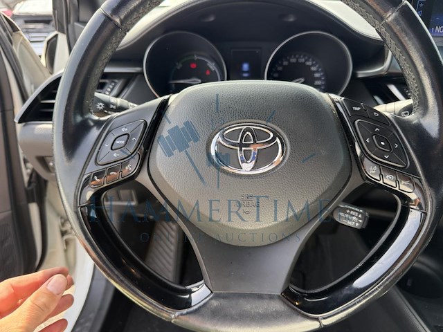 Toyota c-hr hybrid (hev) 1.8i vvt-i c-enter e-cvt 98 at, 2017 - afbeelding 15 van  29