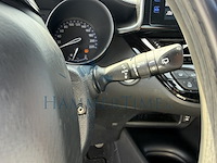 Toyota c-hr hybrid (hev) 1.8i vvt-i c-enter e-cvt 98 at, 2017 - afbeelding 17 van  29