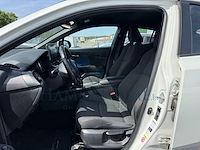 Toyota c-hr hybrid (hev) 1.8i vvt-i c-enter e-cvt 98 at, 2017 - afbeelding 9 van  29