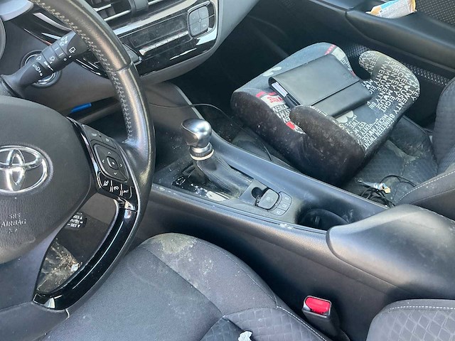 Toyota c-hr personenauto - afbeelding 5 van  14