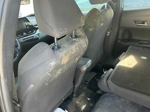 Toyota c-hr personenauto - afbeelding 14 van  14