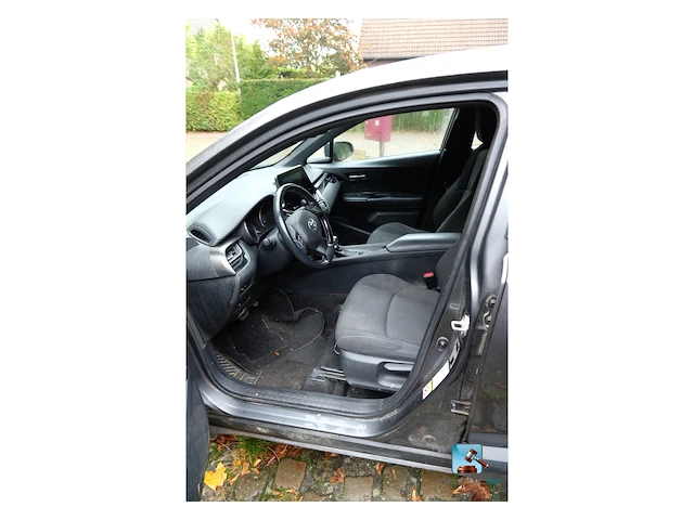 Toyota c-hr - afbeelding 17 van  81