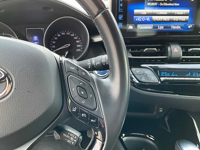 Toyota chr hybrid - afbeelding 20 van  45