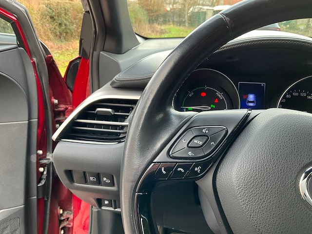 Toyota chr hybrid - afbeelding 21 van  45