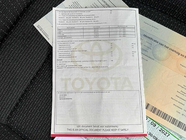 Toyota chr hybrid - afbeelding 40 van  45