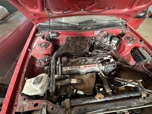 Toyota corolla 1,6gl - afbeelding 2 van  13