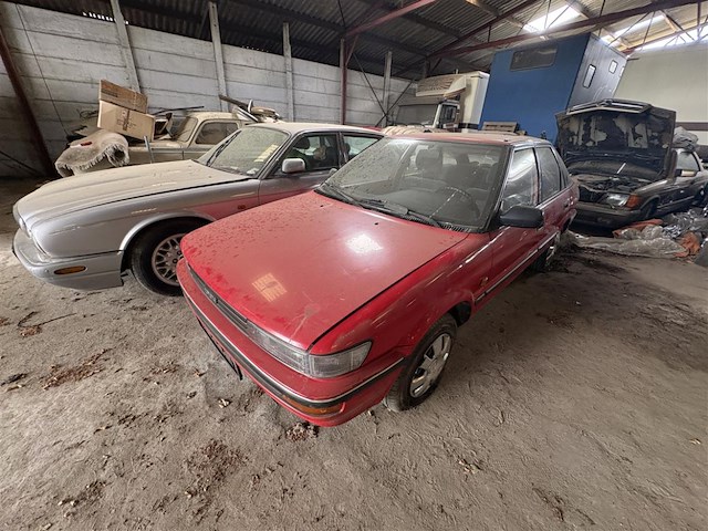 Toyota corolla 1,6gl - afbeelding 1 van  13