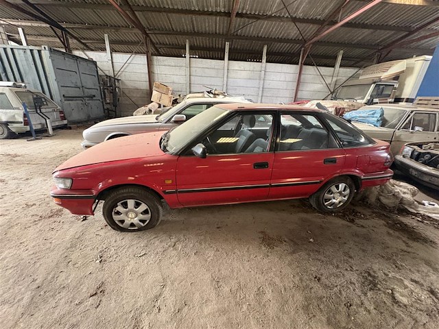 Toyota corolla 1,6gl - afbeelding 6 van  13
