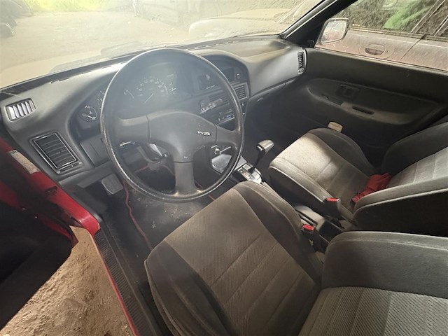 Toyota corolla 1,6gl - afbeelding 9 van  13