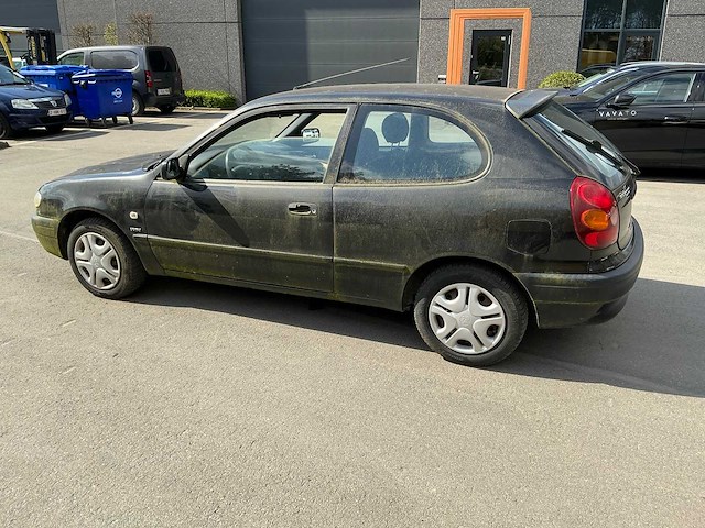 Toyota corolla personenauto - afbeelding 1 van  14