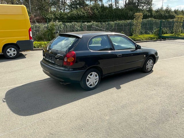 Toyota corolla personenauto - afbeelding 13 van  14