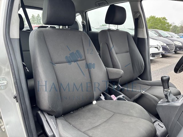 Toyota corolla verso 1.8i vvt-i 16v linea luna 7pl., 2005 - afbeelding 22 van  40