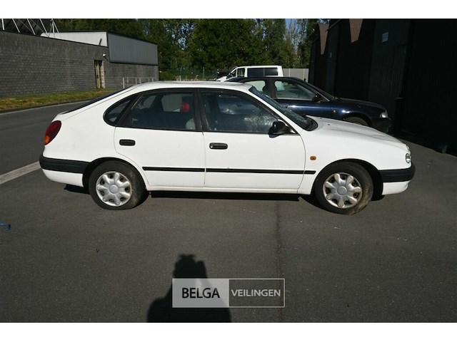 Toyota corolla - afbeelding 6 van  13