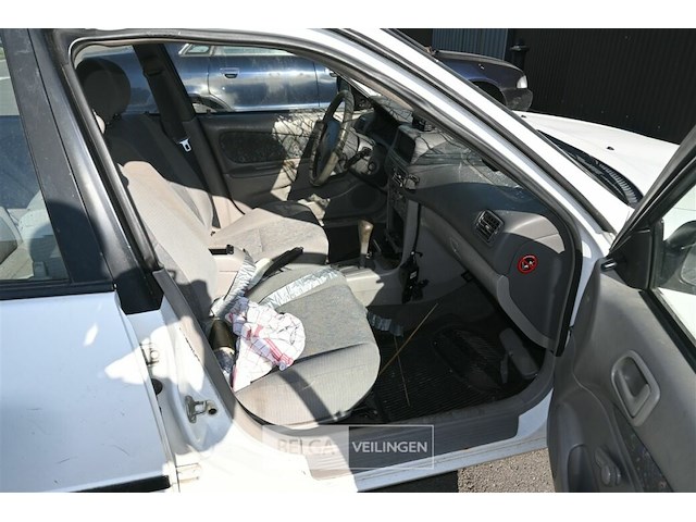 Toyota corolla - afbeelding 7 van  13